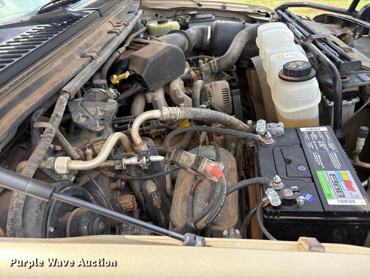 image for item EW1499 2001 Ford F250 Super Duty bale bed pickup truck