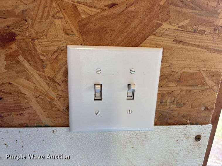 image for item EW1502 Derksen shed