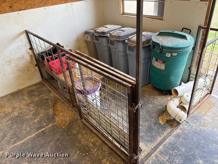 image for item EW1502 Derksen shed