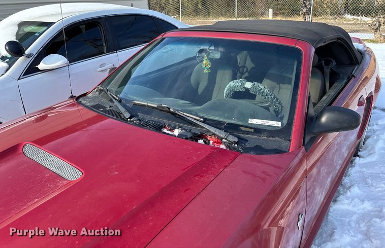 image for item FB2968 2000 Ford Mustang convertible