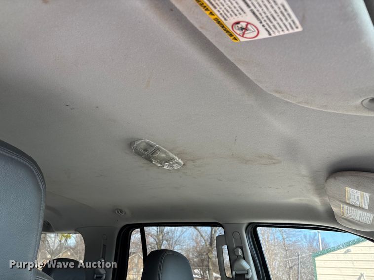 image for item FB2969 2005 Ford Expedition SUV