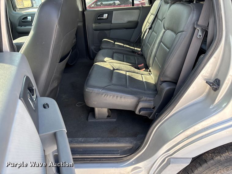 image for item FB2969 2005 Ford Expedition SUV