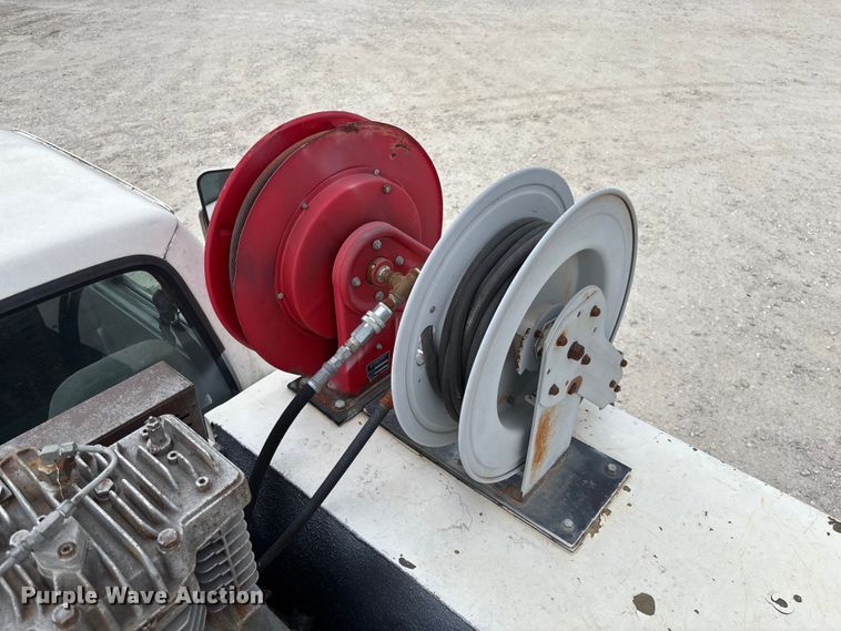 image for item FB3304 1992 Ford F450 Super Duty utility / service truck