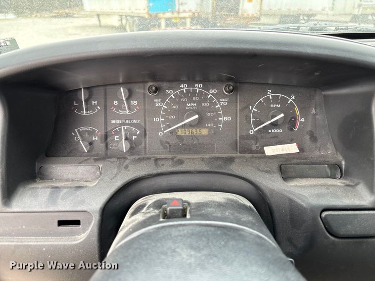 image for item FB3304 1992 Ford F450 Super Duty utility / service truck