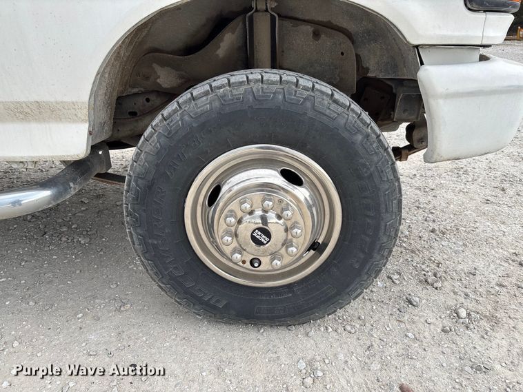 image for item FB3304 1992 Ford F450 Super Duty utility / service truck