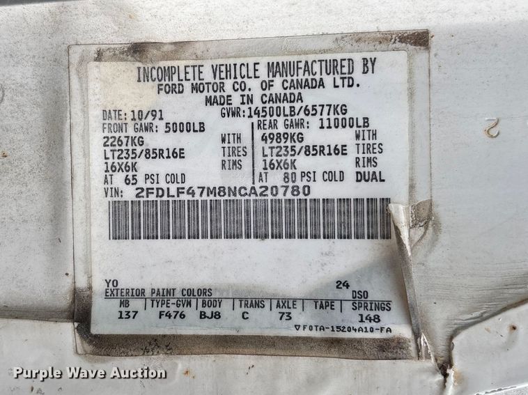 image for item FB3304 1992 Ford F450 Super Duty utility / service truck