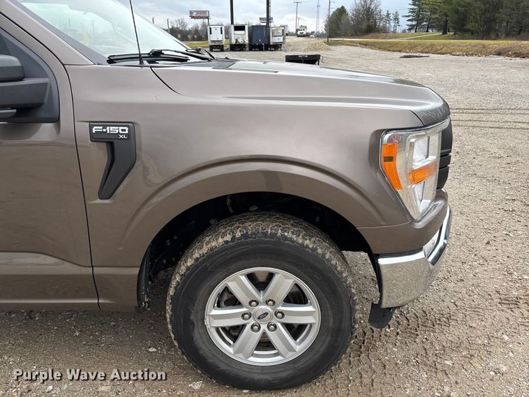 image for item FB3310 2021 Ford F150 Crew Cab pickup truck