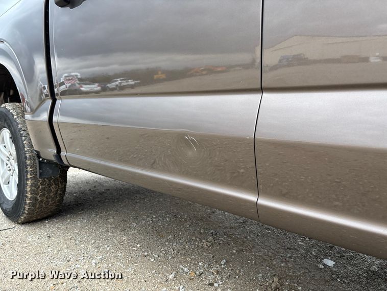 image for item FB3310 2021 Ford F150 Crew Cab pickup truck