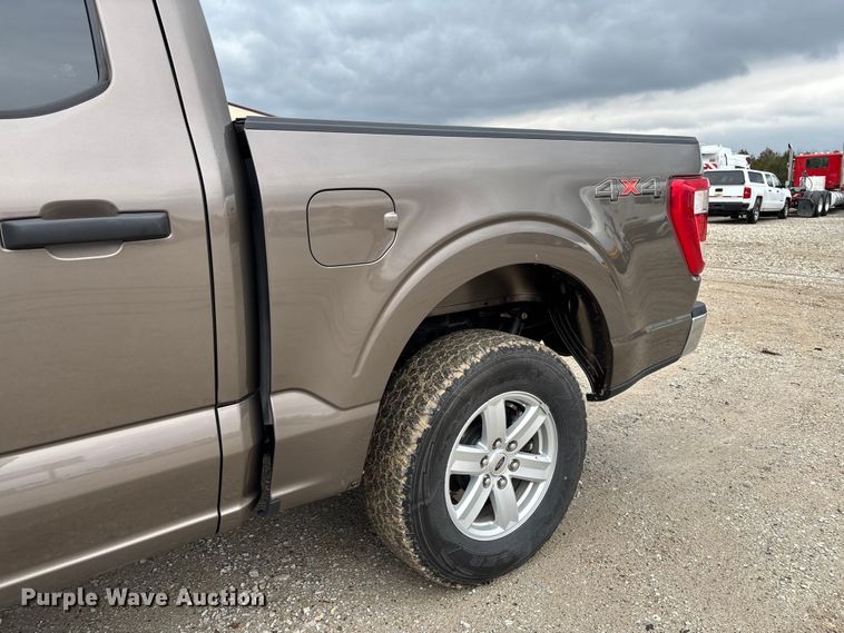 image for item FB3310 2021 Ford F150 Crew Cab pickup truck