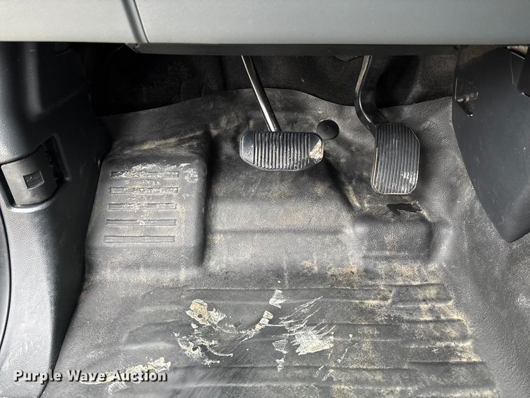 image for item FB3310 2021 Ford F150 Crew Cab pickup truck