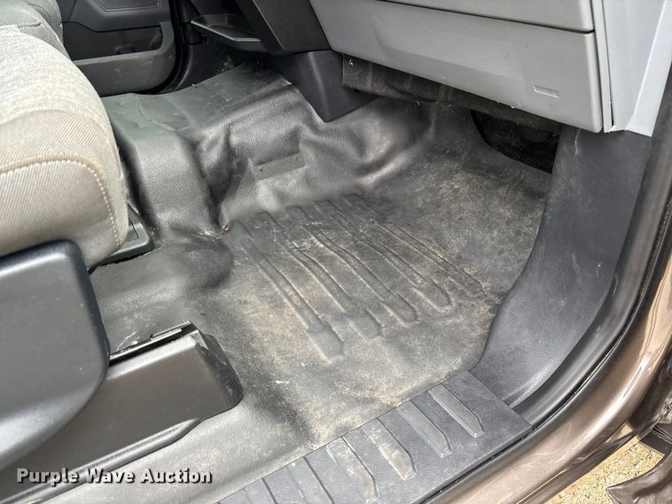 image for item FB3310 2021 Ford F150 Crew Cab pickup truck