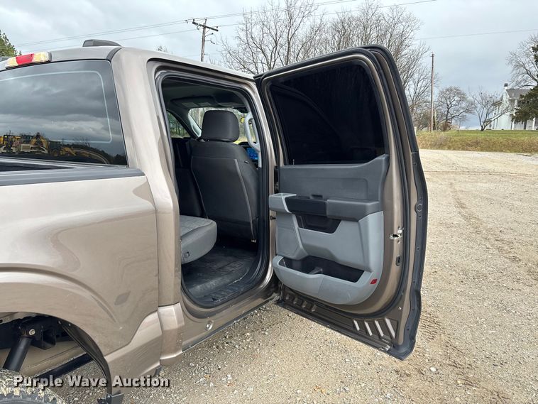 image for item FB3310 2021 Ford F150 Crew Cab pickup truck