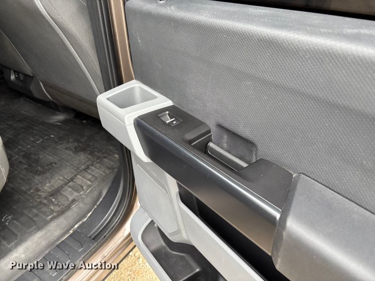 image for item FB3310 2021 Ford F150 Crew Cab pickup truck