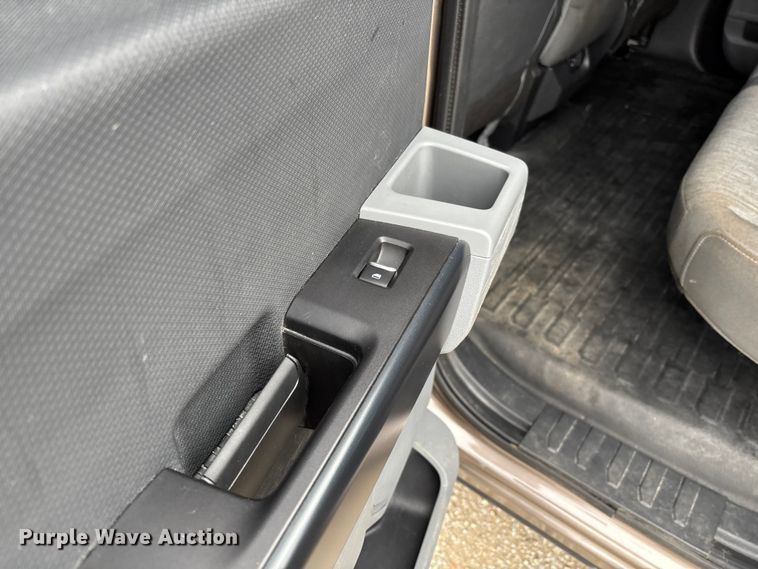 image for item FB3310 2021 Ford F150 Crew Cab pickup truck