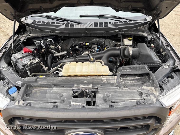 image for item FB3310 2021 Ford F150 Crew Cab pickup truck