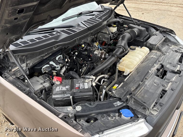 image for item FB3310 2021 Ford F150 Crew Cab pickup truck