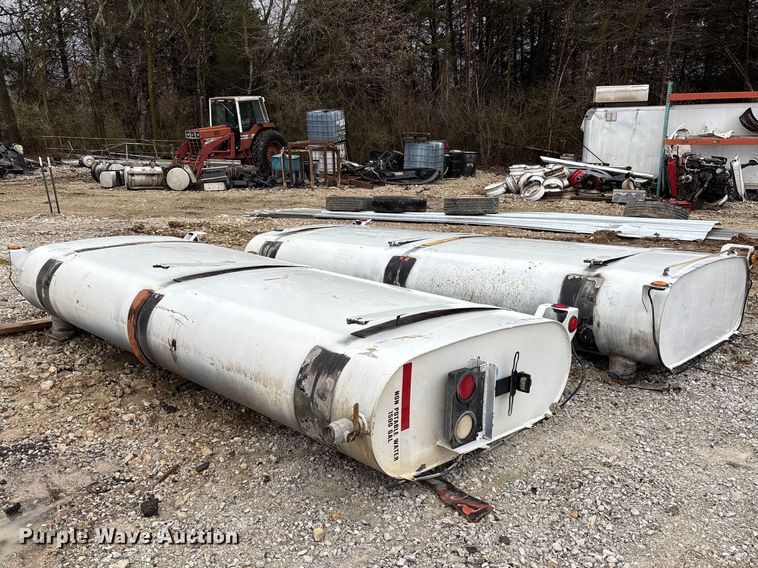 image for item FB3312 (2) tanks