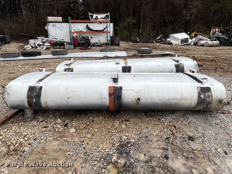 image for item FB3312 (2) tanks