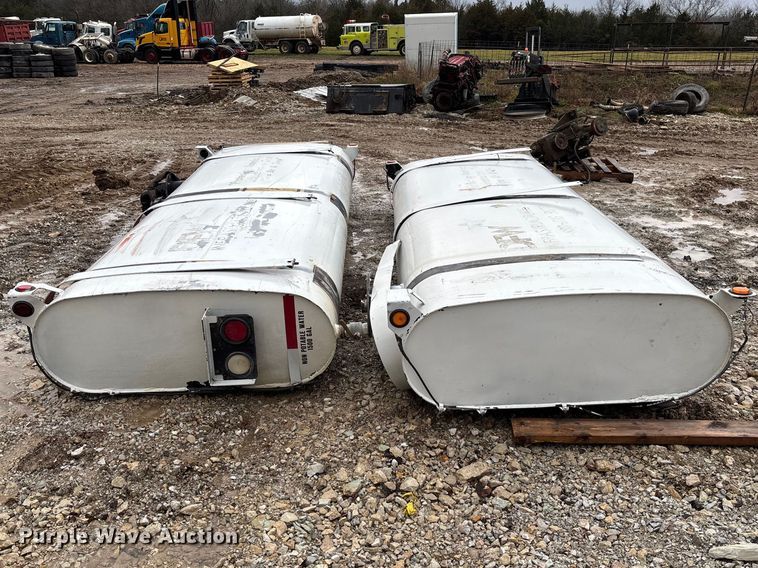 image for item FB3312 (2) tanks