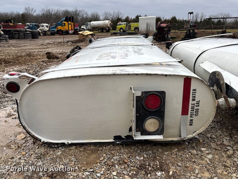 image for item FB3312 (2) tanks
