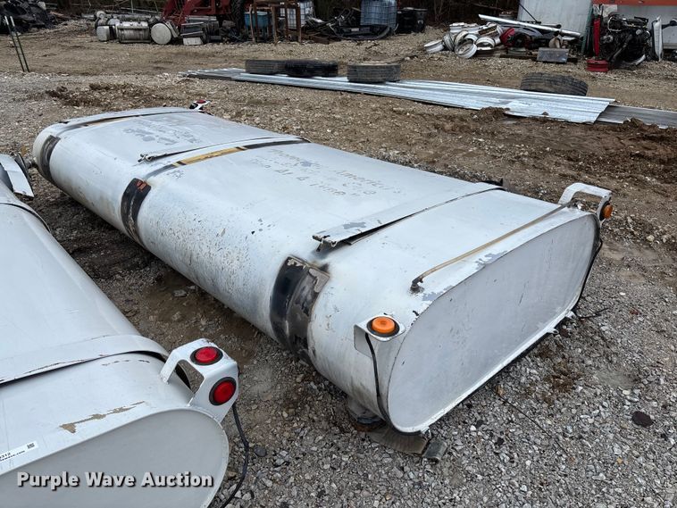 image for item FB3312 (2) tanks