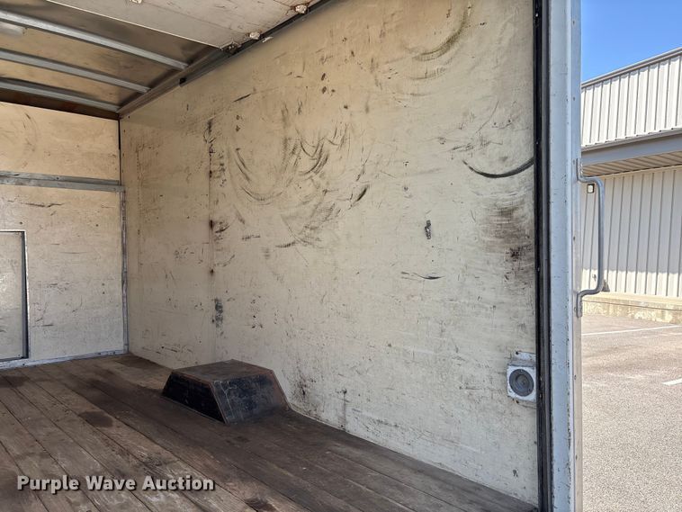 image for item FB3336 2015 Chevrolet Express G3500 box truck