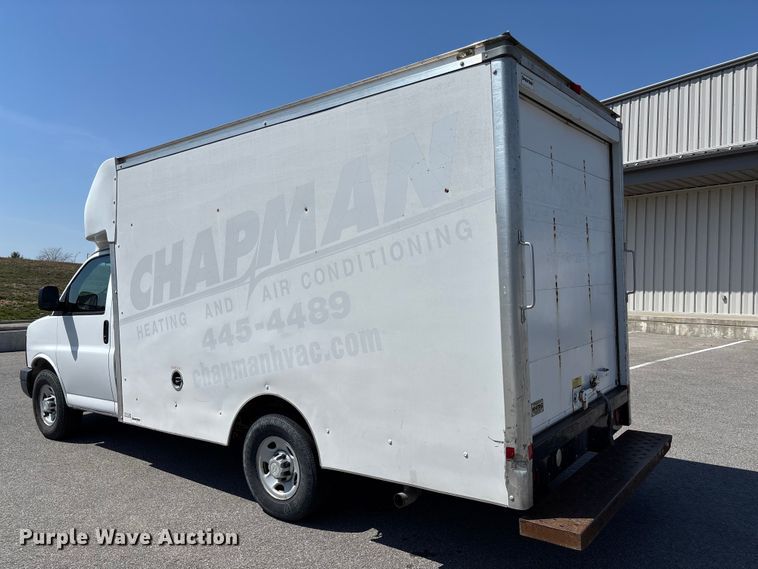 image for item FB3336 2015 Chevrolet Express G3500 box truck