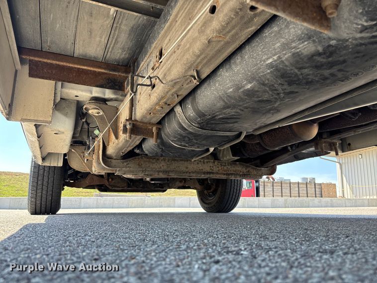 image for item FB3336 2015 Chevrolet Express G3500 box truck