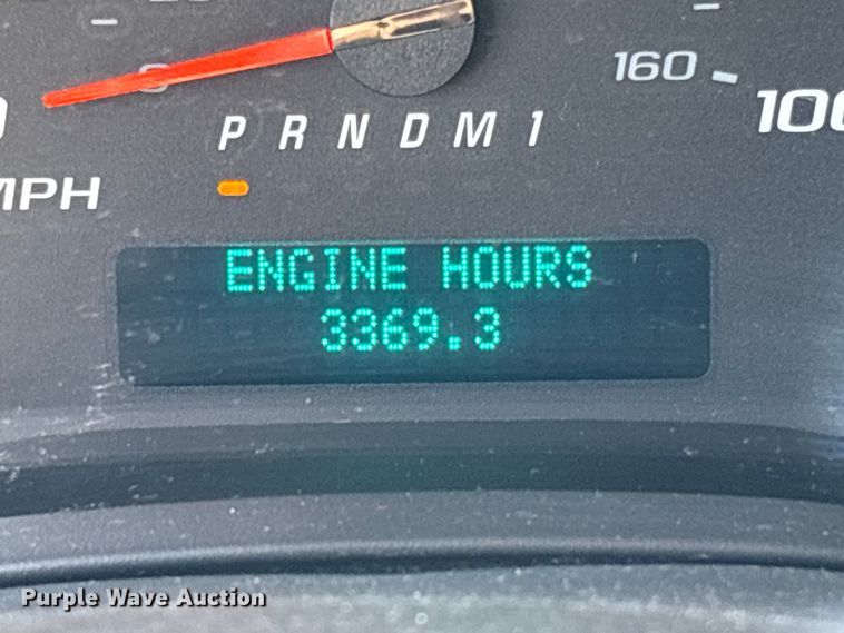 image for item FB3336 2015 Chevrolet Express G3500 box truck