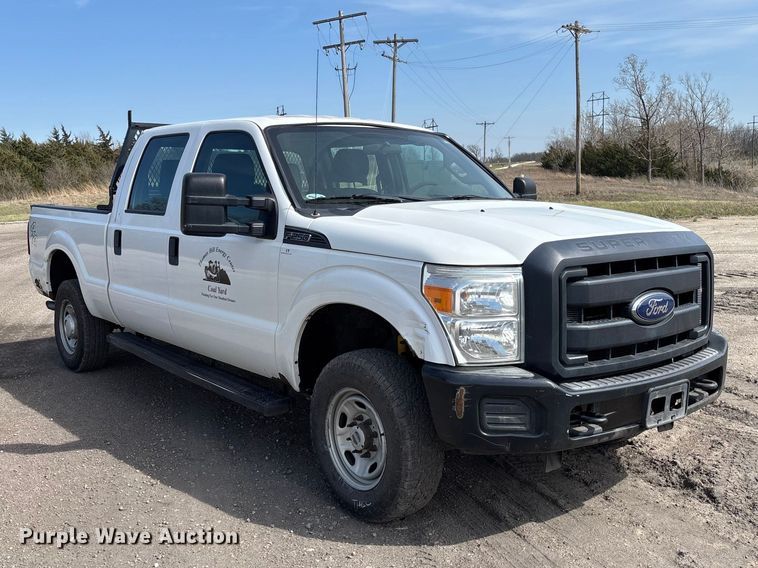 image for item FB3337 2015 Ford F250 Super Duty Crew Cab pickup truck