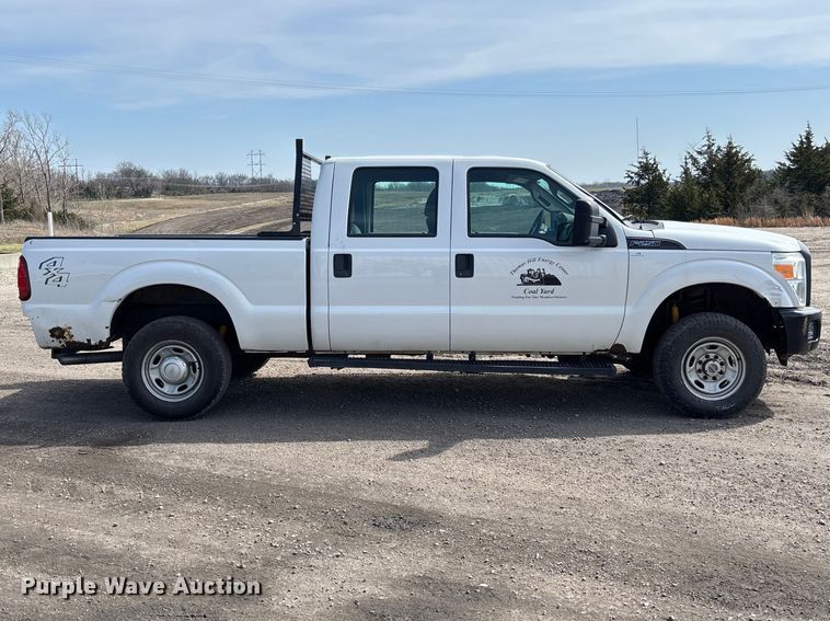 image for item FB3337 2015 Ford F250 Super Duty Crew Cab pickup truck