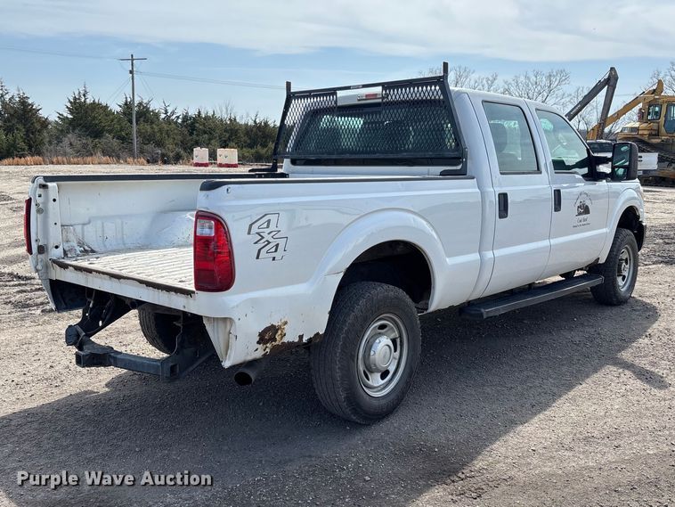 image for item FB3337 2015 Ford F250 Super Duty Crew Cab pickup truck