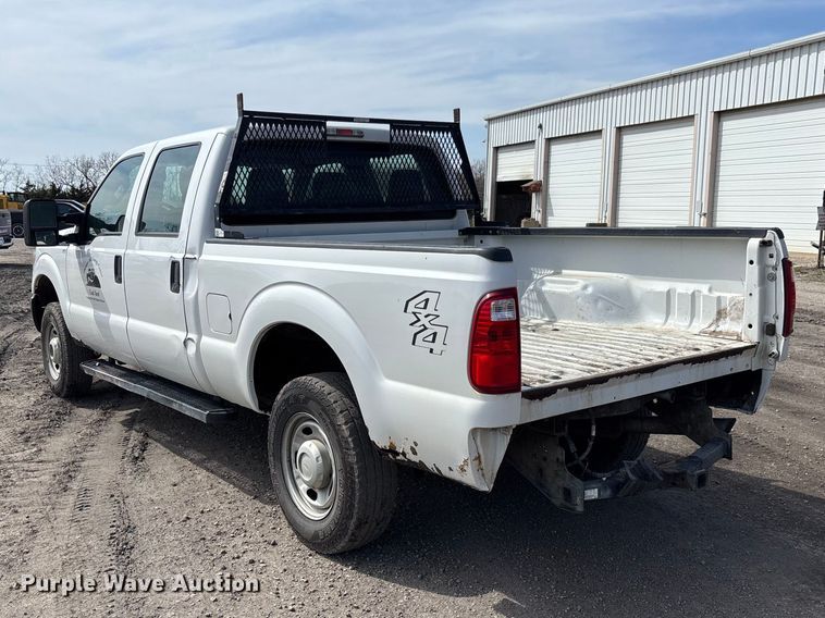 image for item FB3337 2015 Ford F250 Super Duty Crew Cab pickup truck