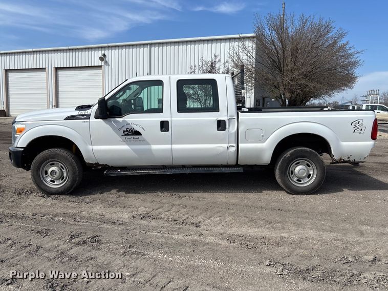 image for item FB3337 2015 Ford F250 Super Duty Crew Cab pickup truck