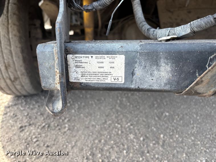 image for item FB3337 2015 Ford F250 Super Duty Crew Cab pickup truck