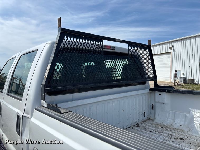 image for item FB3337 2015 Ford F250 Super Duty Crew Cab pickup truck