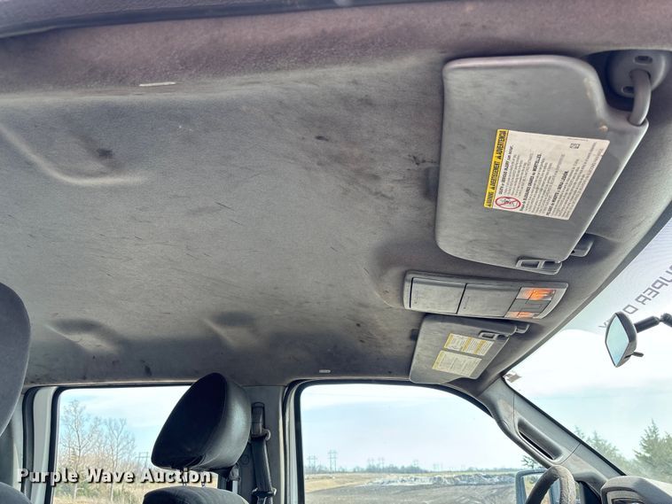 image for item FB3337 2015 Ford F250 Super Duty Crew Cab pickup truck
