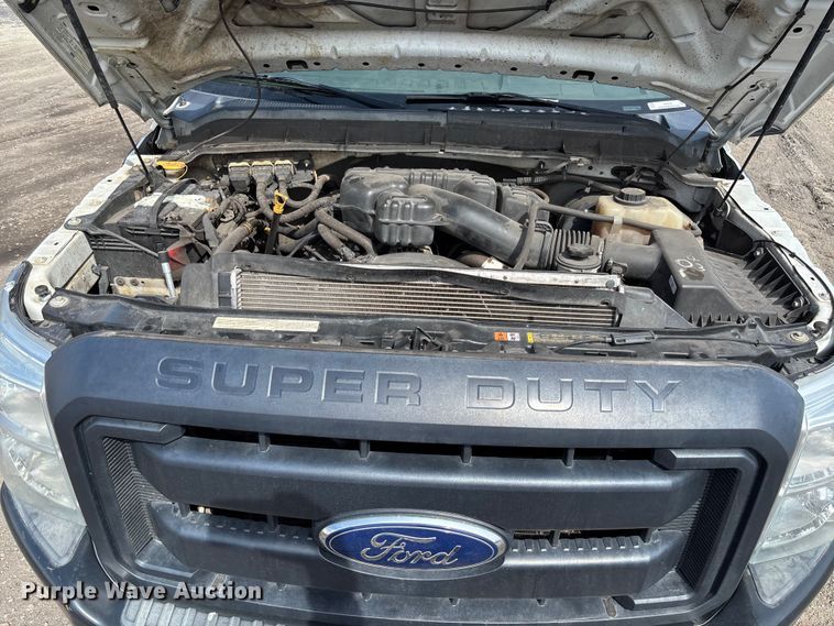 image for item FB3337 2015 Ford F250 Super Duty Crew Cab pickup truck