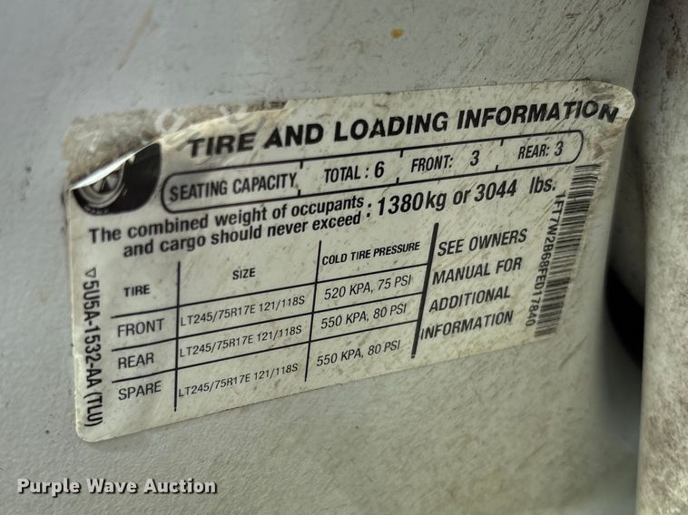 image for item FB3337 2015 Ford F250 Super Duty Crew Cab pickup truck