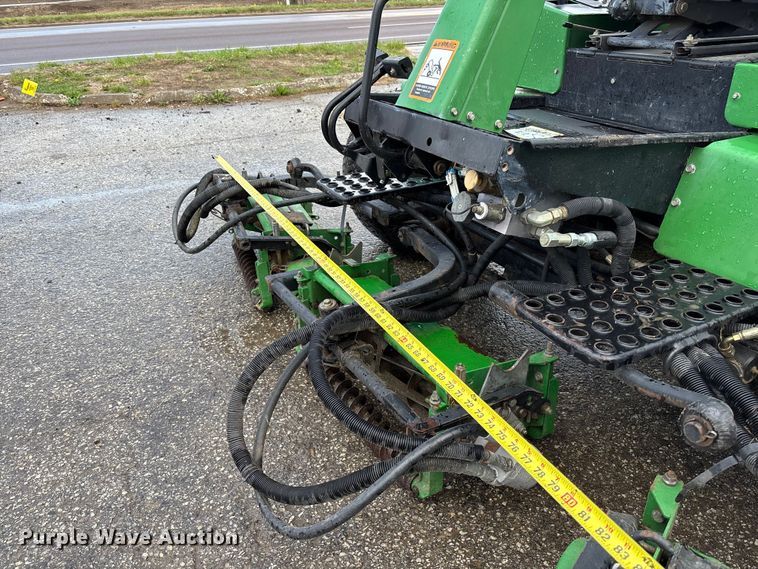 image for item FB3339 John Deere 3235 reel mower