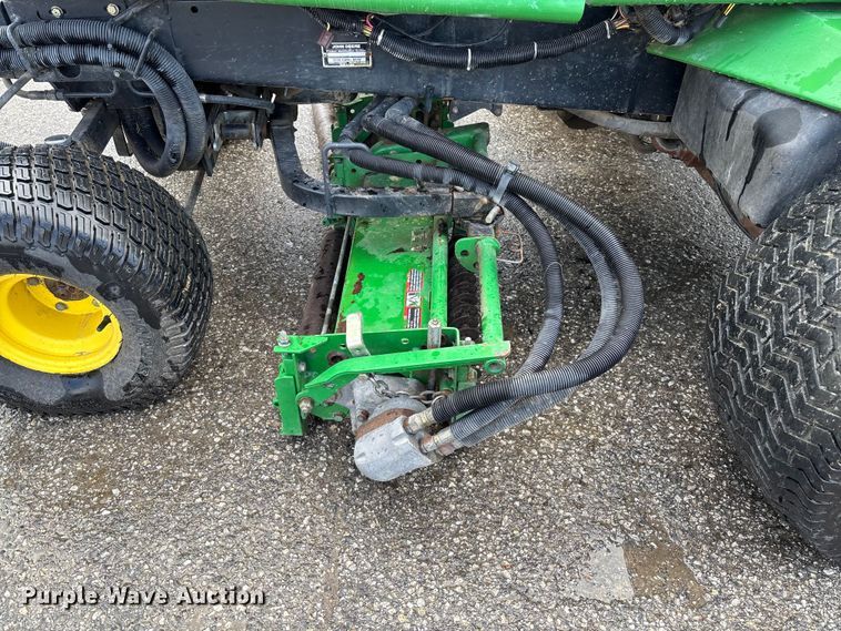 image for item FB3339 John Deere 3235 reel mower