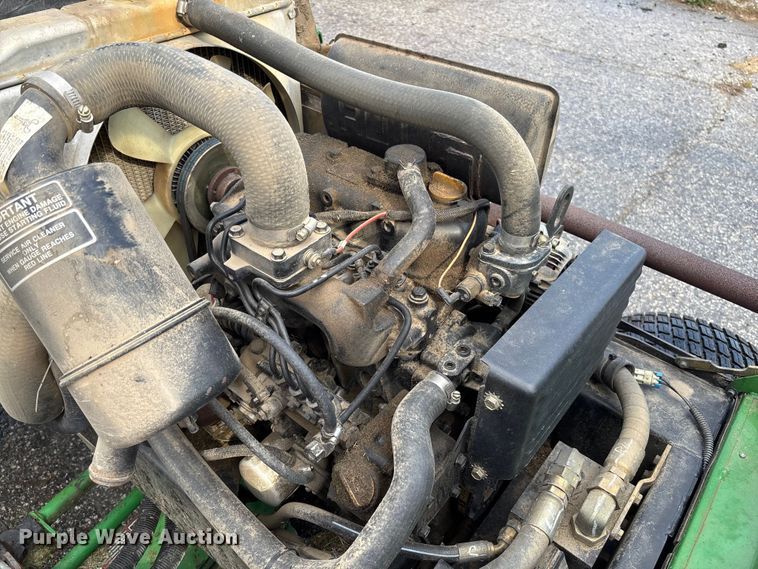 image for item FB3339 John Deere 3235 reel mower