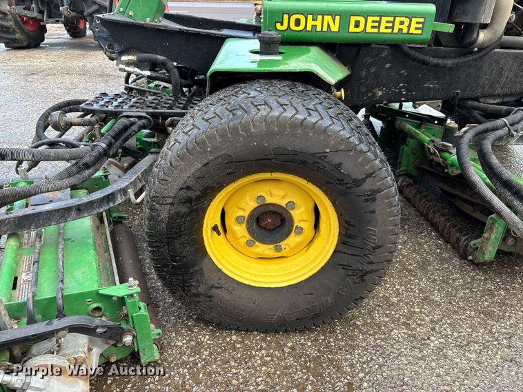 image for item FB3339 John Deere 3235 reel mower