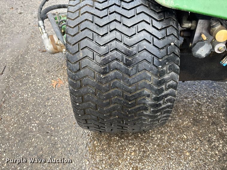 image for item FB3339 John Deere 3235 reel mower