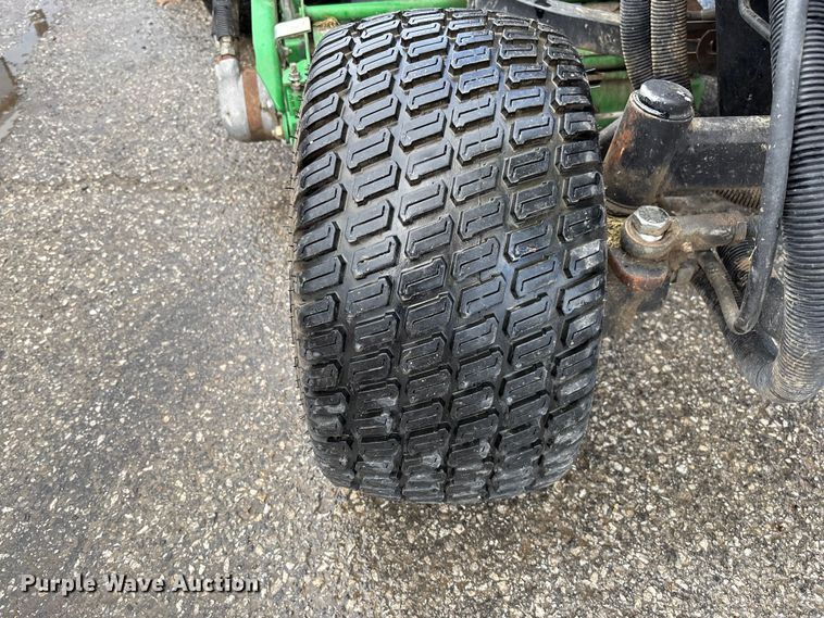 image for item FB3339 John Deere 3235 reel mower