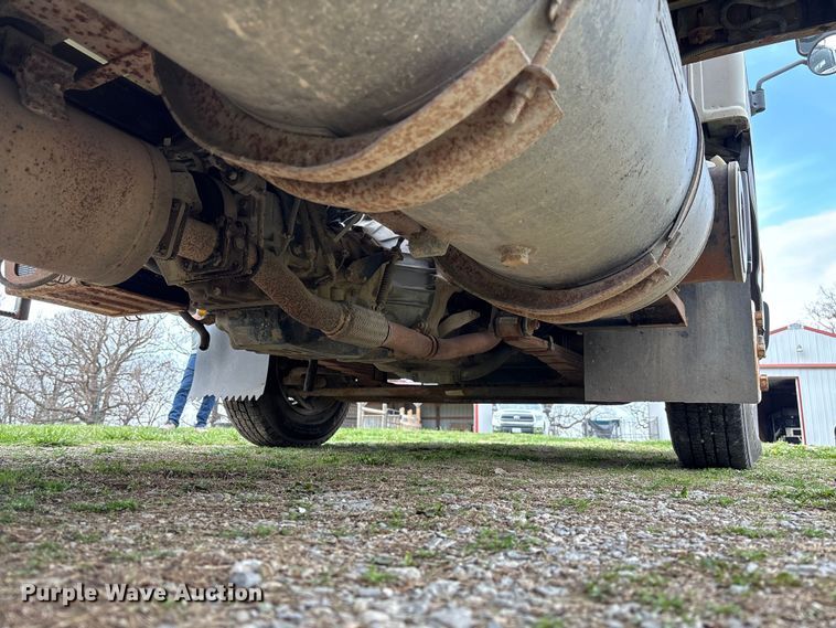 image for item FB3343 1999 Isuzu NPR dump flatbed truck