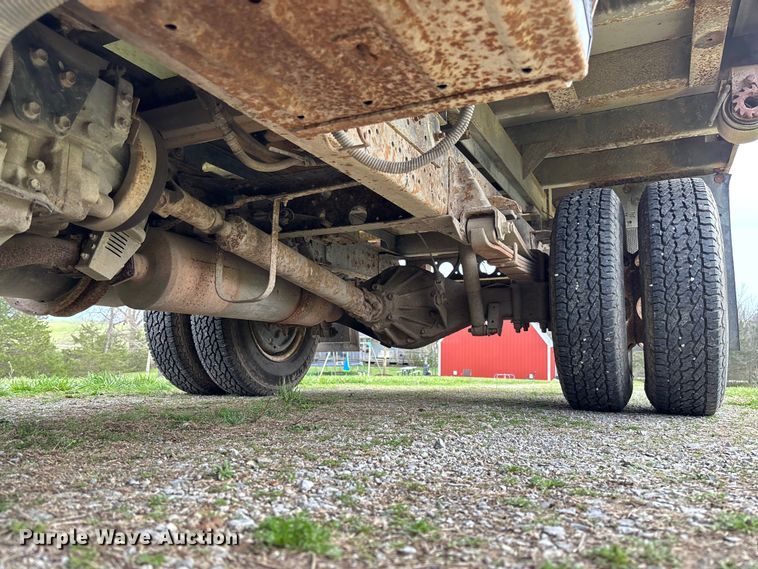 image for item FB3343 1999 Isuzu NPR dump flatbed truck