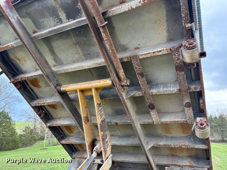 image for item FB3343 1999 Isuzu NPR dump flatbed truck