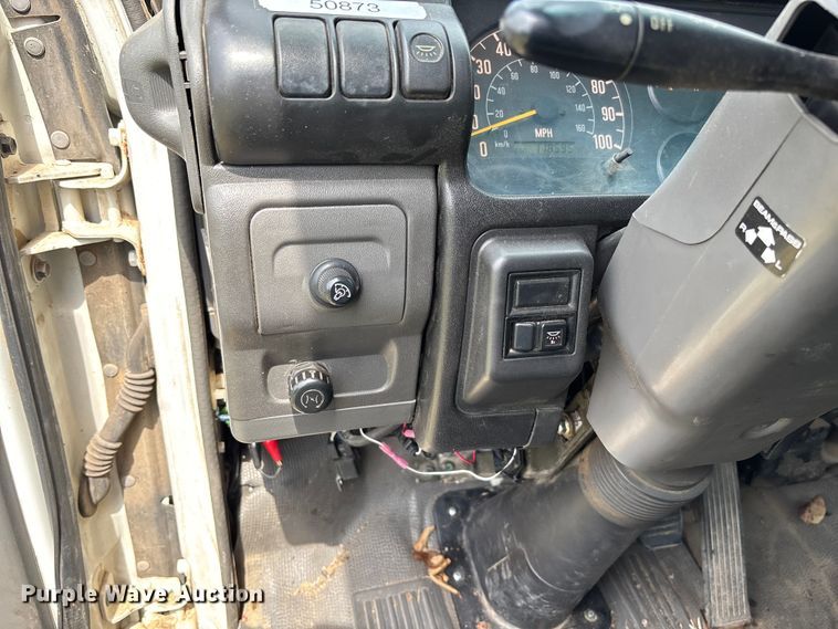 image for item FB3343 1999 Isuzu NPR dump flatbed truck