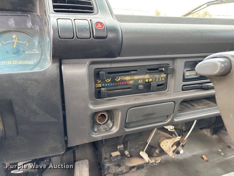 image for item FB3343 1999 Isuzu NPR dump flatbed truck